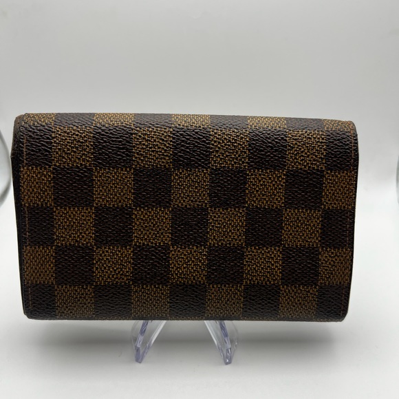 Louis Vuitton Wallet - Picture 2 of 10